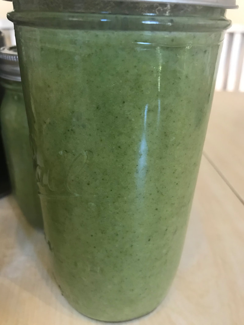 Green nourishing soup